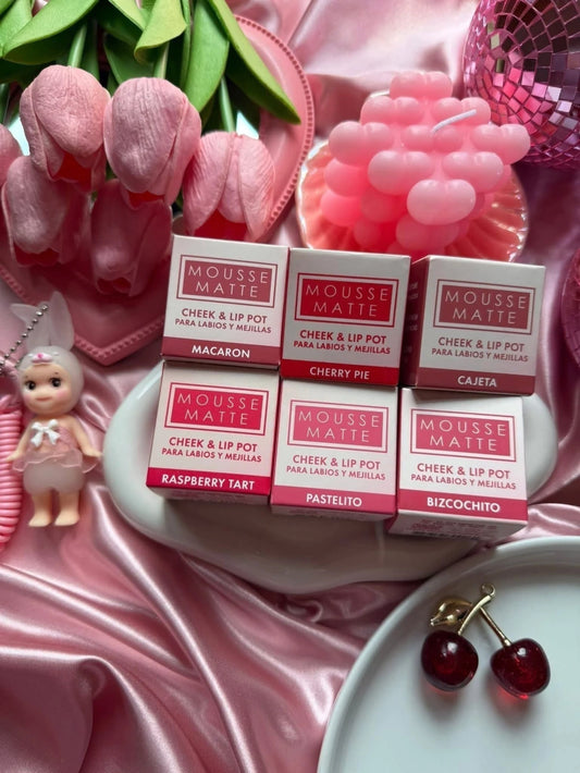 Italia Deluxe Mousse Matte Cheek & Lip Pot